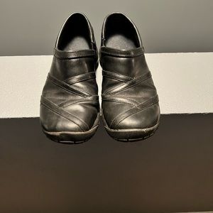 Merrell work shoes for women size 10